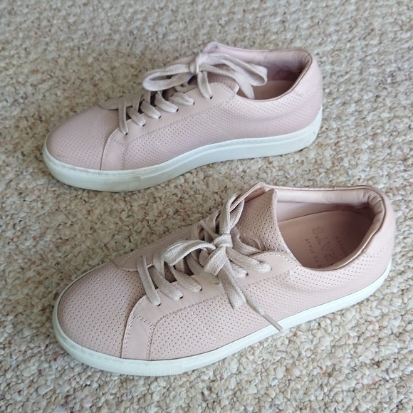 Greats The Royale Perforated Blush pink Sneakers size 8 - Picture 1 of 15